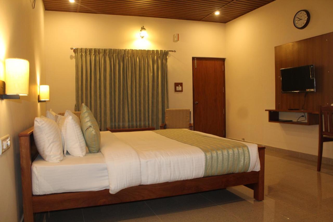 Hotel Vasathi Madikeri Exterior foto
